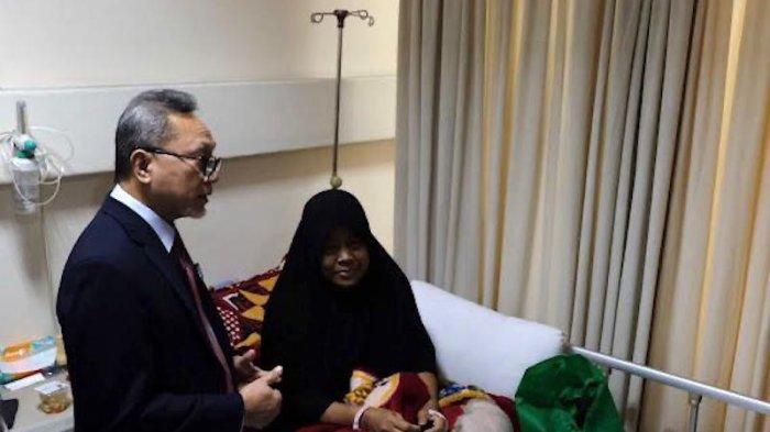 Urunan Anggota, PAN Beri Bantuan untuk Biaya Pengobatan Pasien di RSIJ Urunan Anggota, PAN Beri Bantuan untuk Biaya Pengobatan Pasien di RSIJ
